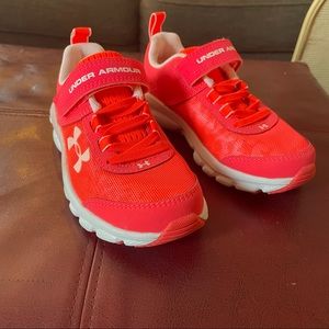 Under armour girls sneakers